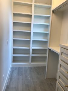 image of custom closet shelves